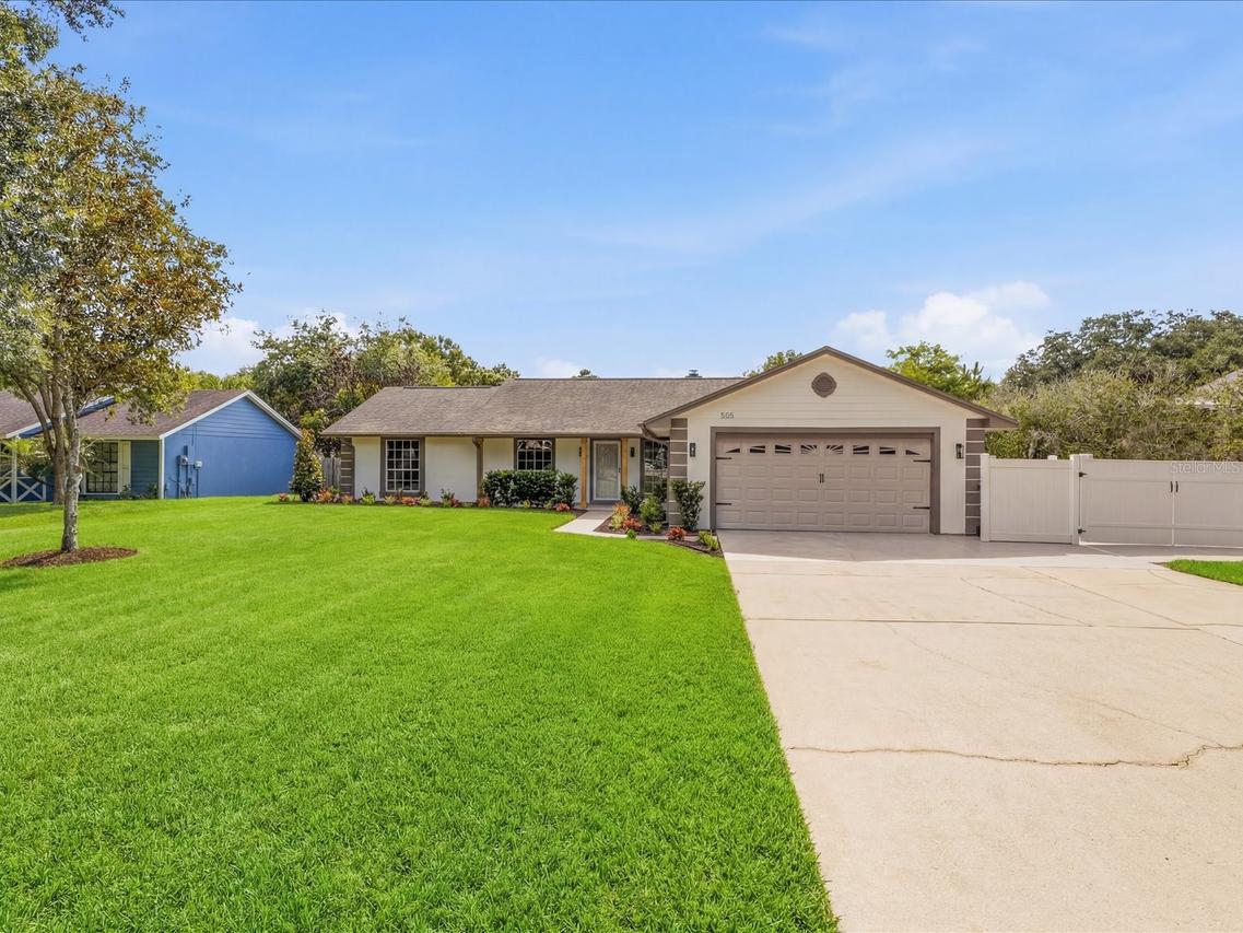 505 Lake Charm Dr., Oviedo, FL 32765