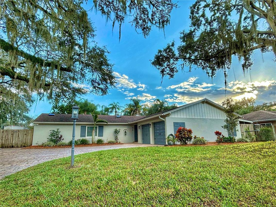 428 Harbour Island Rd., Orlando, FL 32809