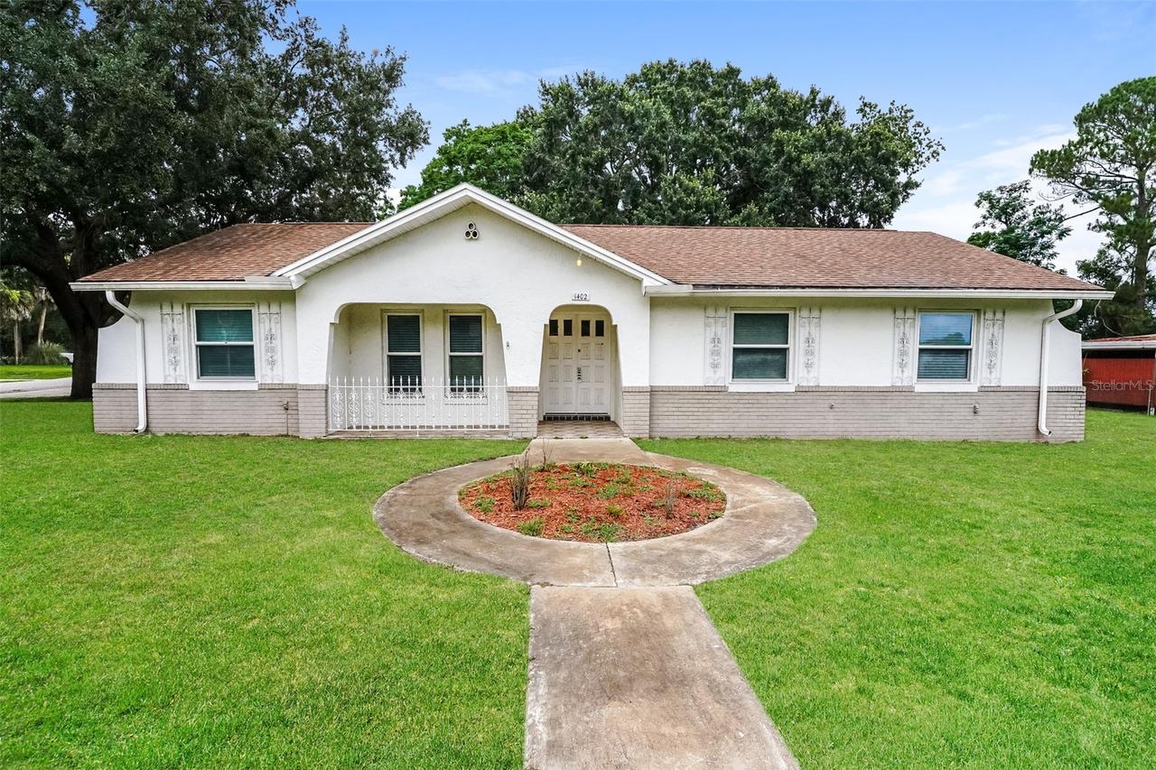 1402 Findlay St., Deltona, FL 32725