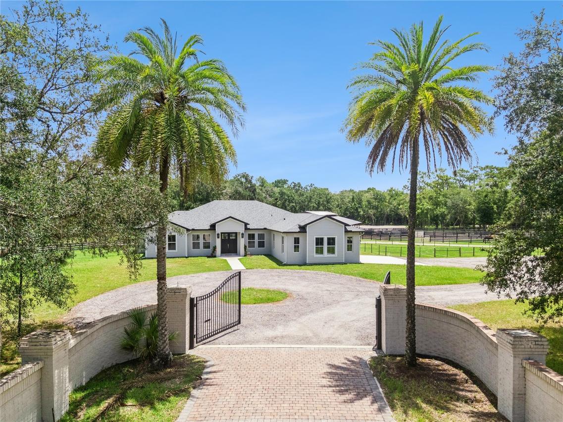 2370 Pine Meadows Pl., Oviedo, FL 32766