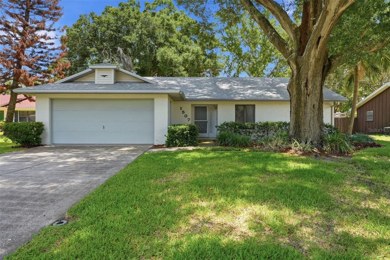 1507 Blackberry Ct., Eustis, FL 32726