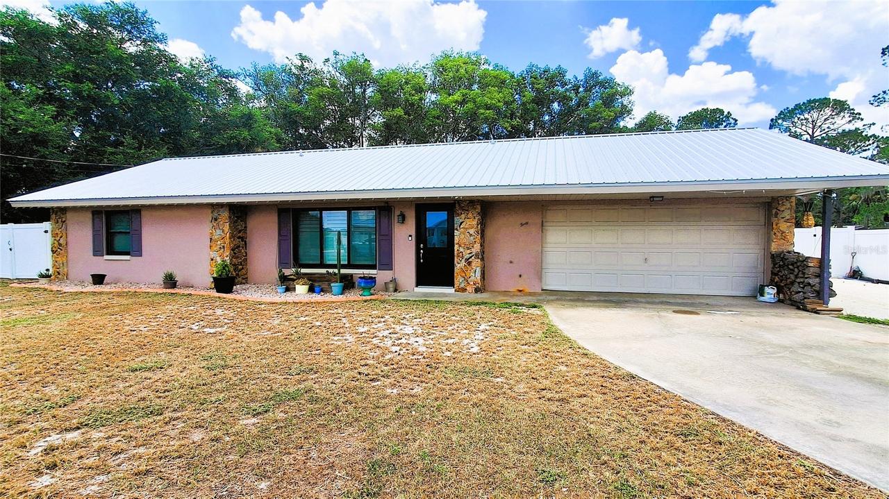 40 SE Chinica Dr., Summerfield, FL 34491