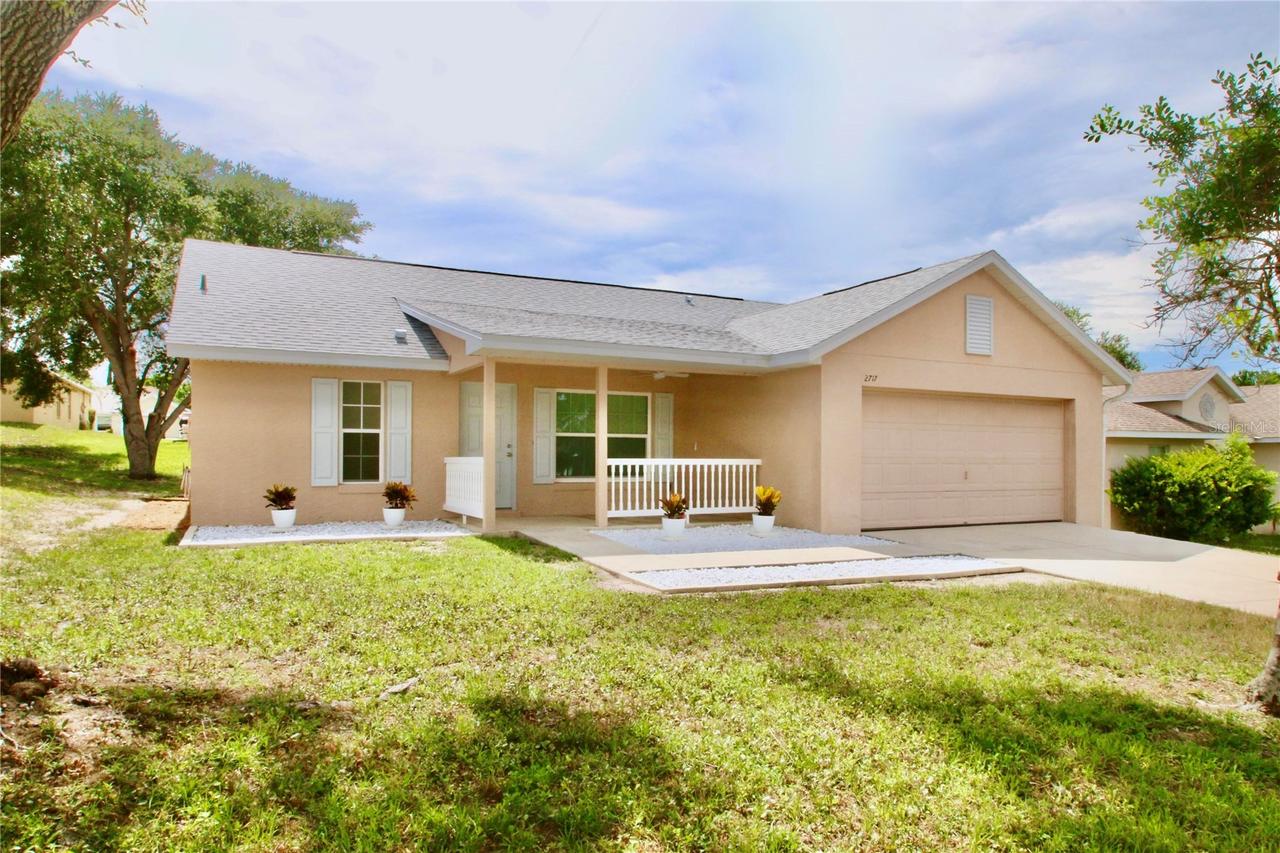 2717 Savannah Dr., Leesburg, FL 34748
