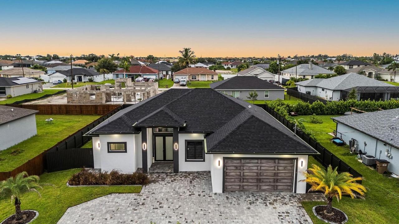 1112 Embers Pkwy., Cape Coral, FL 33993