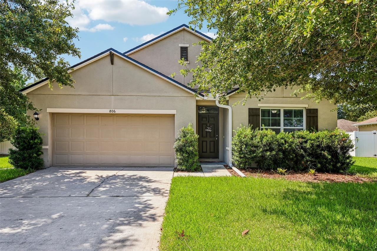 806 Grand Park Ct., Deland, FL 32724