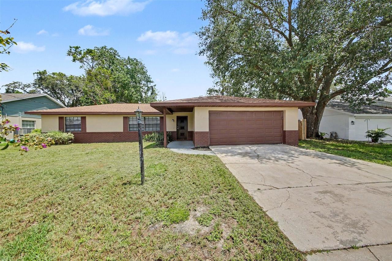 840 Rayston St., Deltona, FL 32725