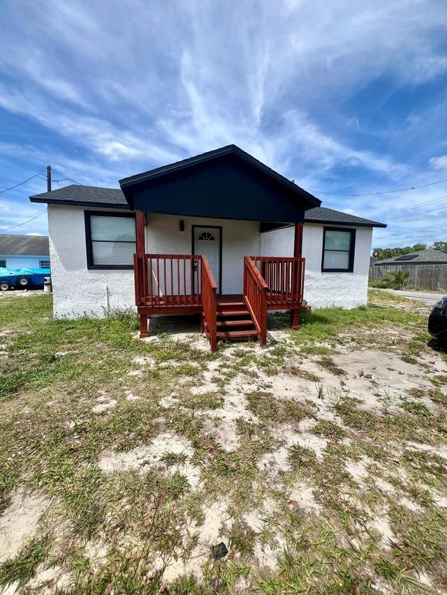 708 Martin L King Jr Ave., Lakeland, FL 33815