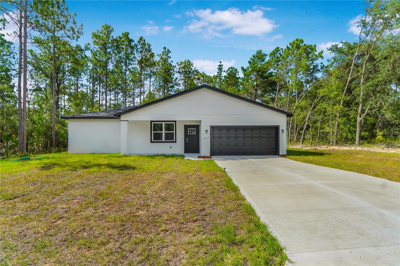 1902 W Adelia Pl., Citrus Springs, FL 34434