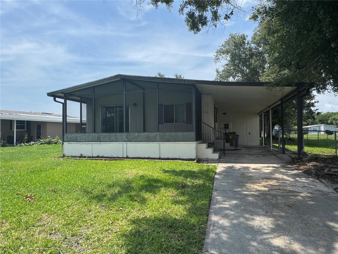 2642 Mcdaniel Dr., Kissimmee, FL 34758