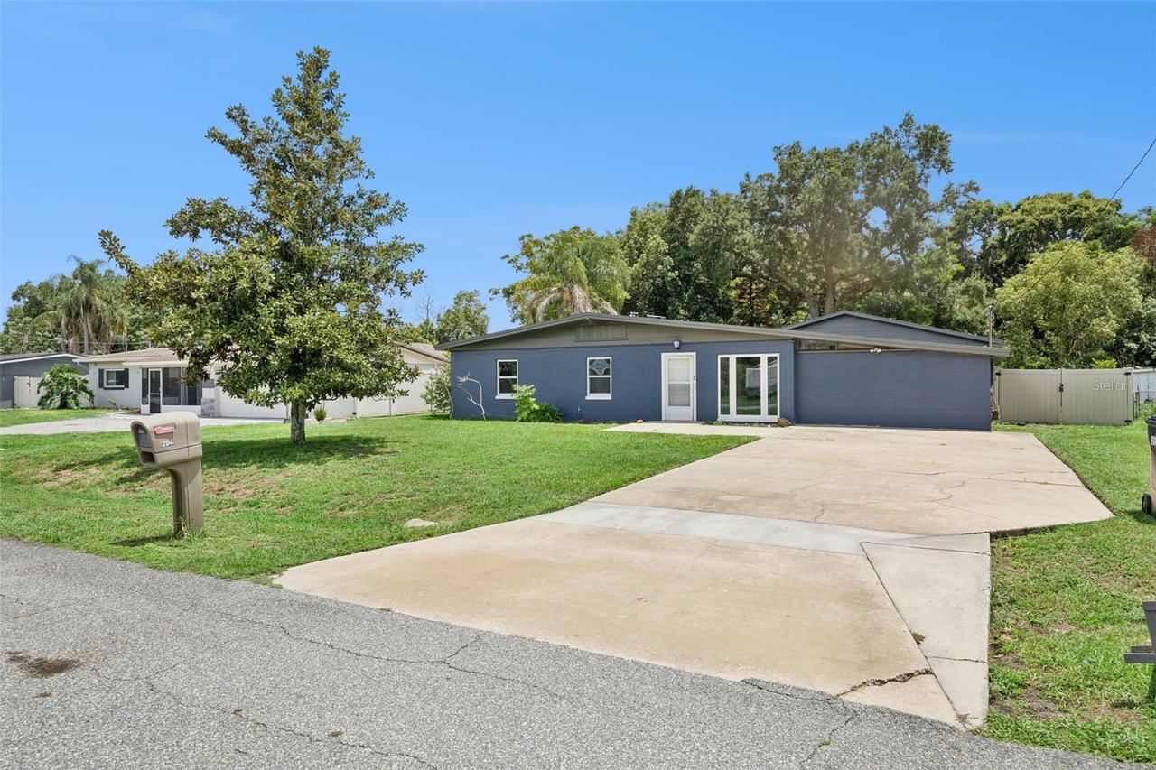 204 W Buchanon Ave., Orlando, FL 32809