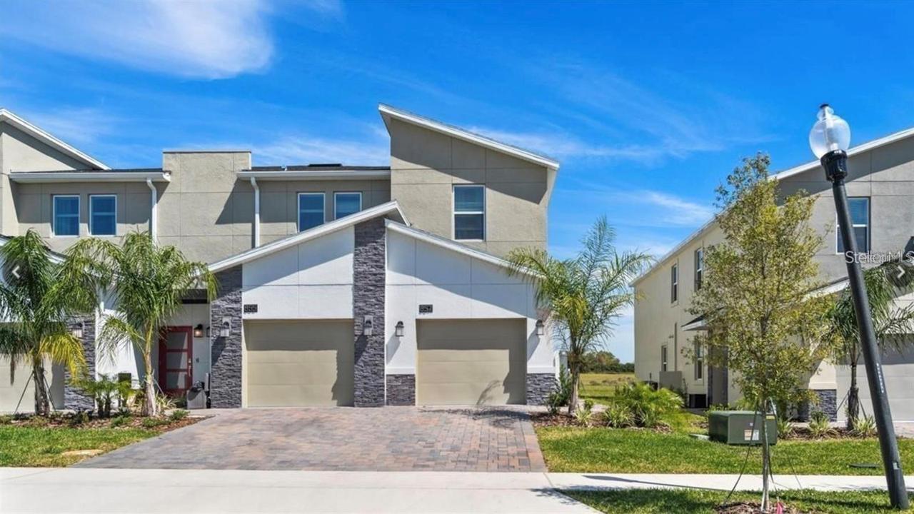 857 Ocean Course Ave., Davenport, FL 33896