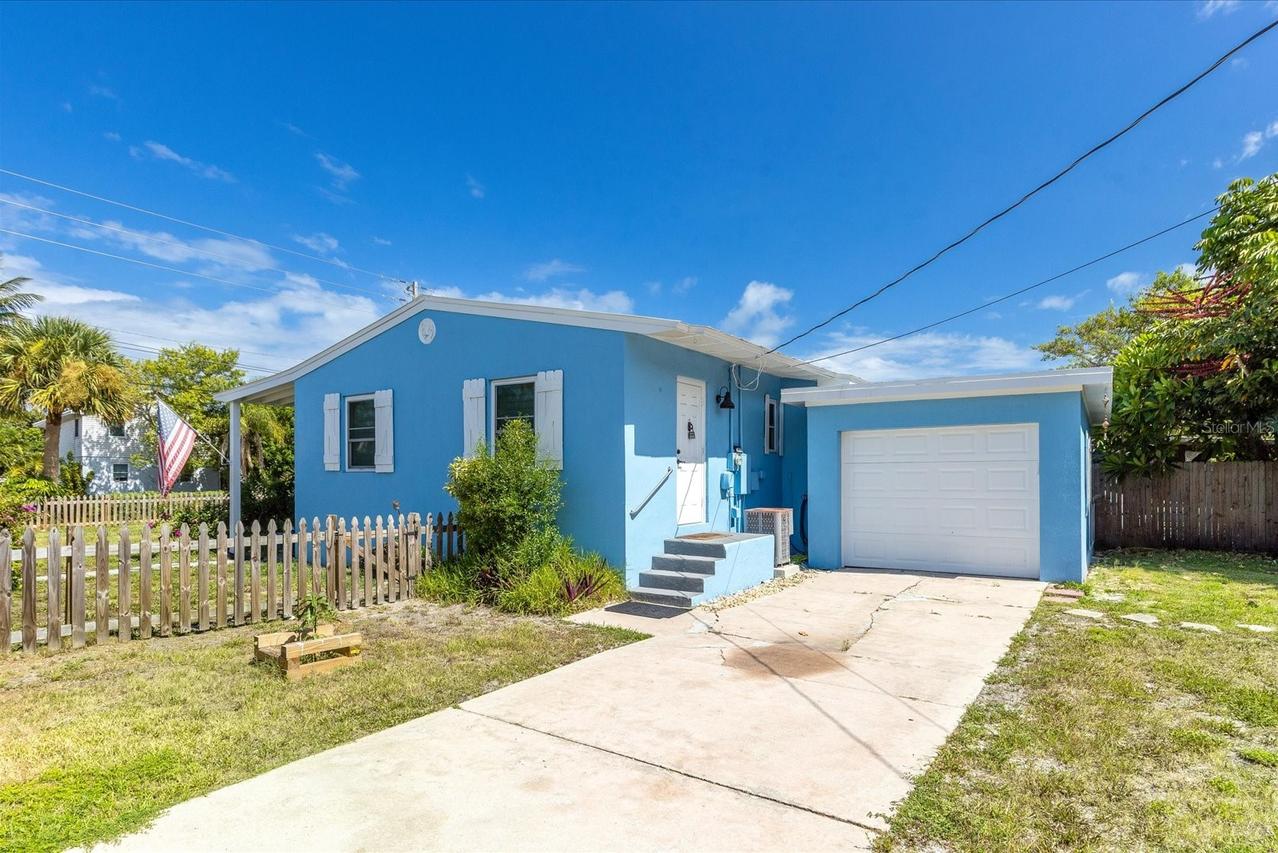 301 Granada St., Fort Pierce, FL 34949