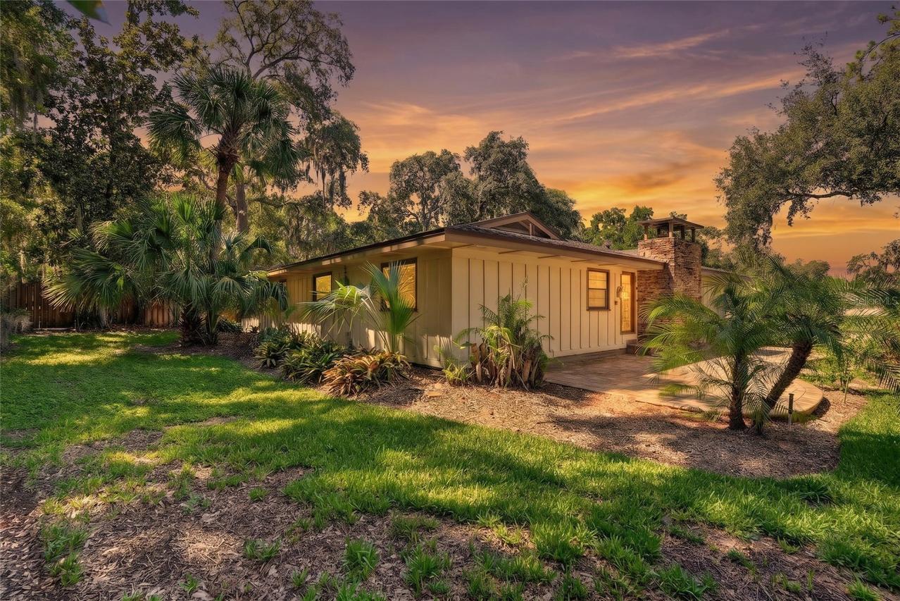 2053 Woody Dr., Windermere, FL 34786