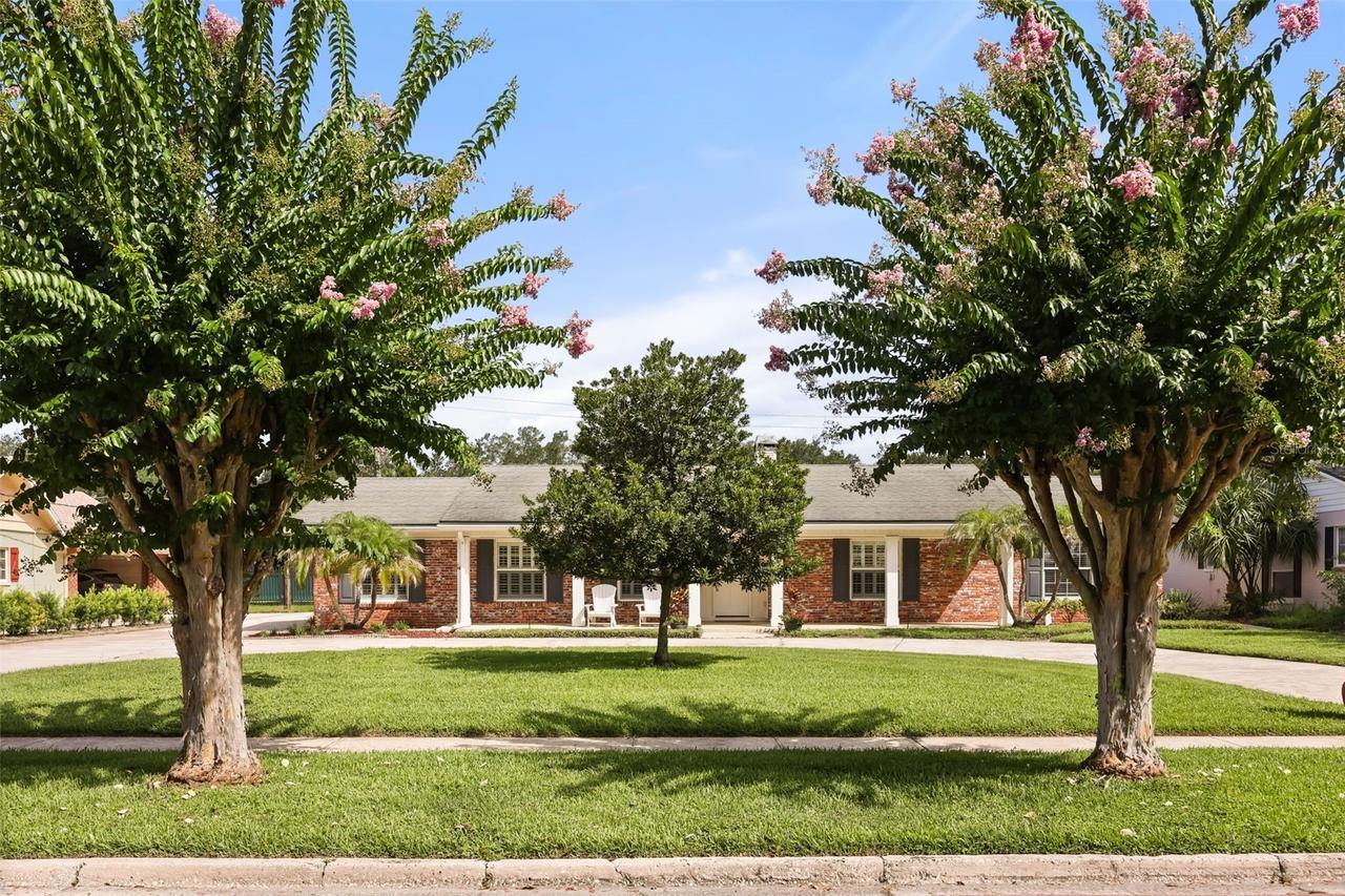 1523 Lake Shore Dr., Orlando, FL 32803