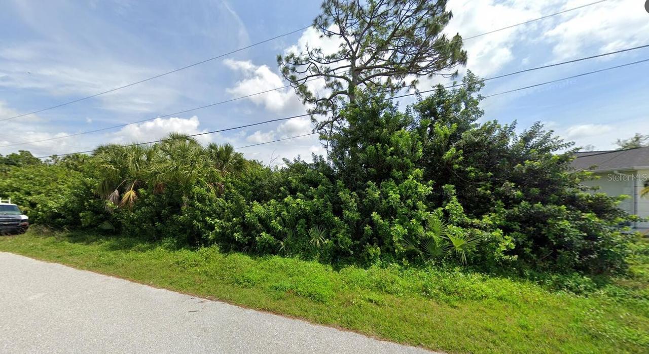 6042 Hooper Ln., Englewood, FL 34224
