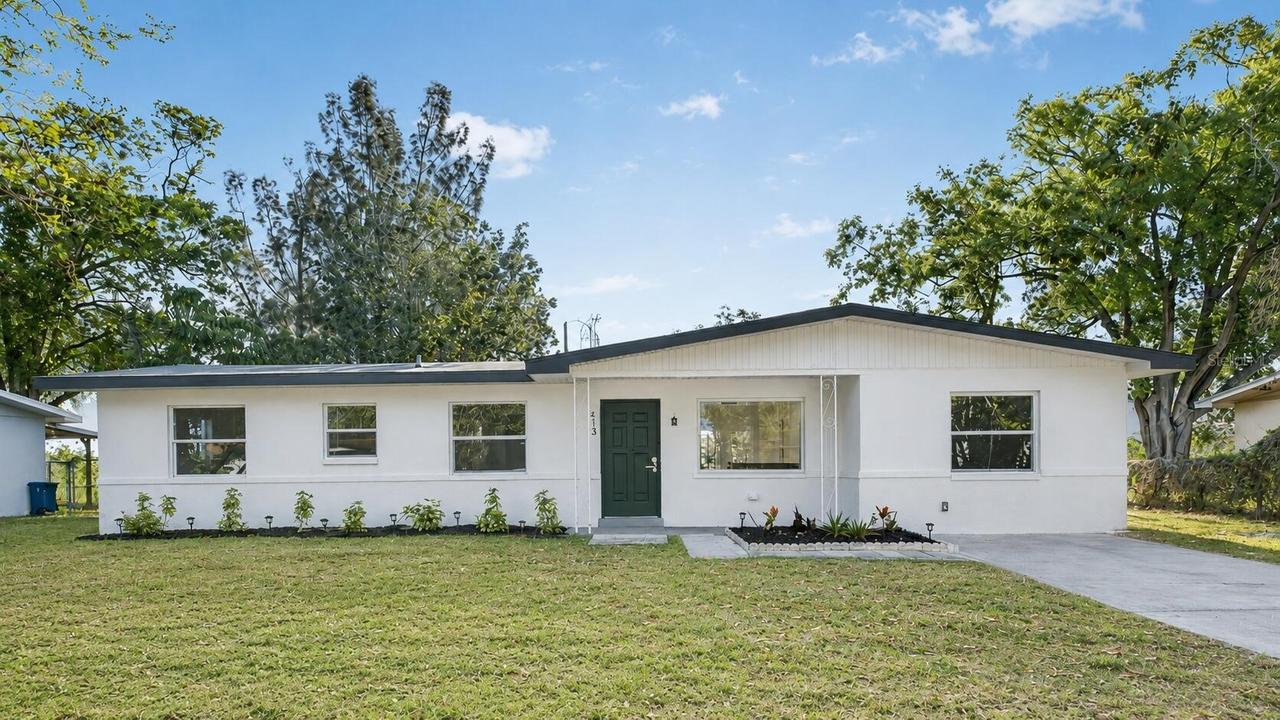 413 Country Club Dr., Oldsmar, FL 34677