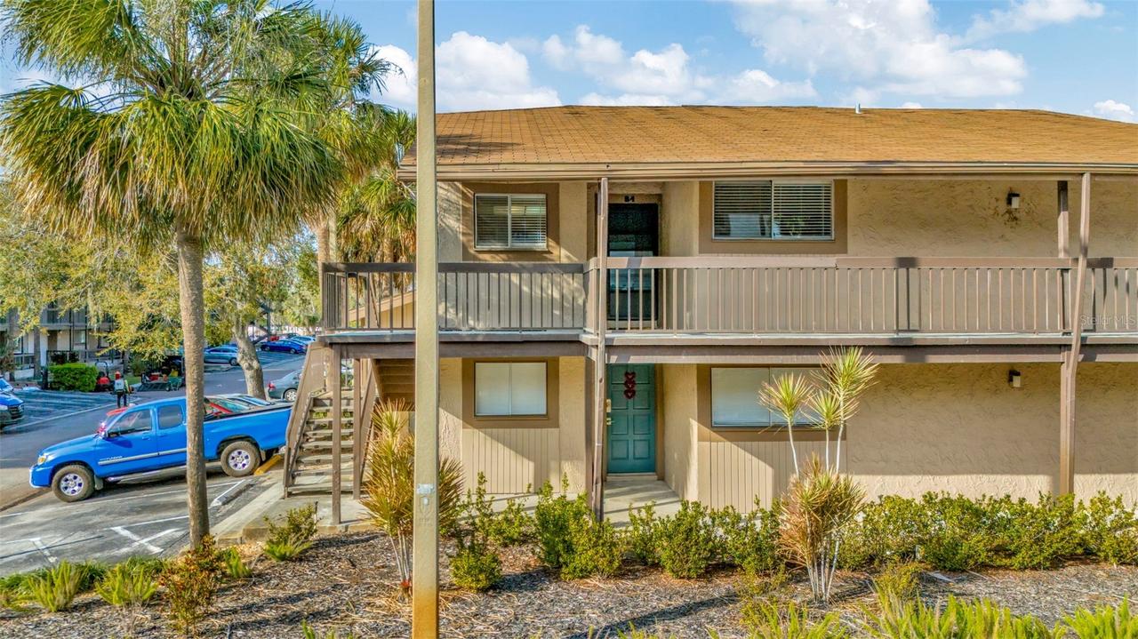 6320 Newtown Cir. #20B1, Tampa, FL 33615
