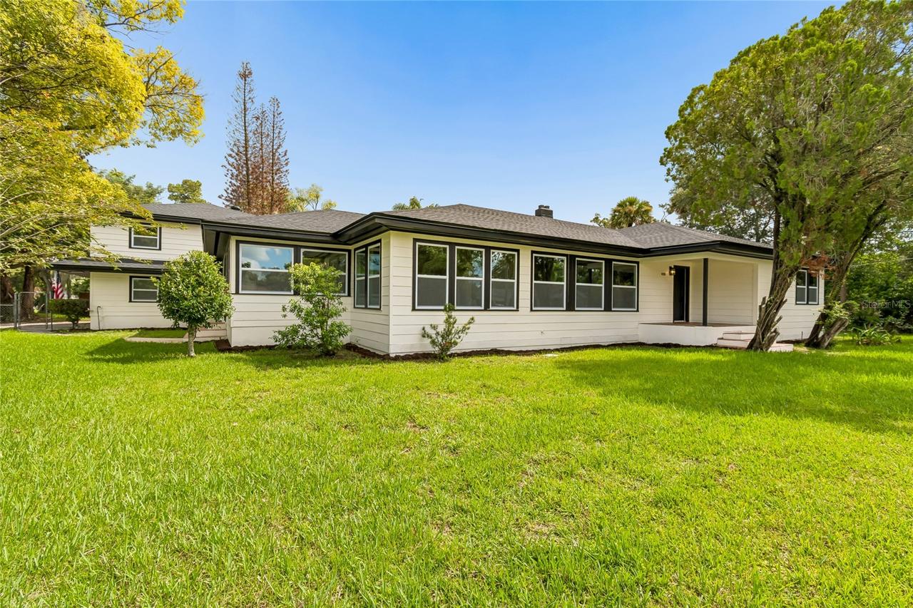 400 Plumosa Dr., Sanford, FL 32771