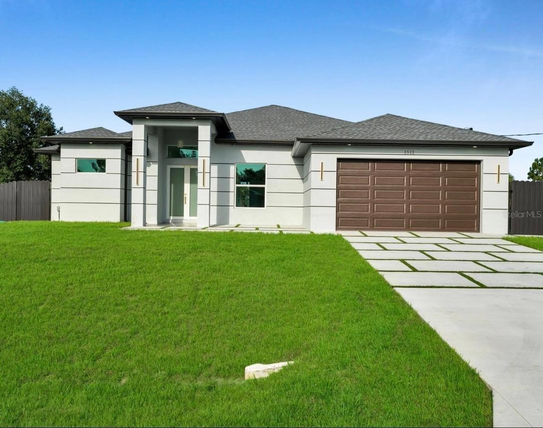 1512 Leroy Ave., Lehigh Acres, FL 33972