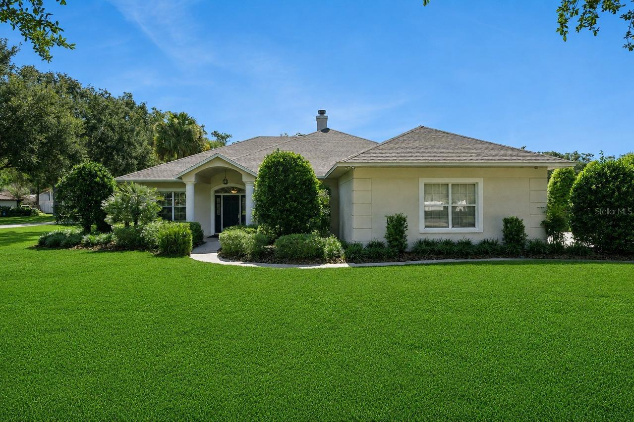 1215 Gray Ct., Eustis, FL 32726