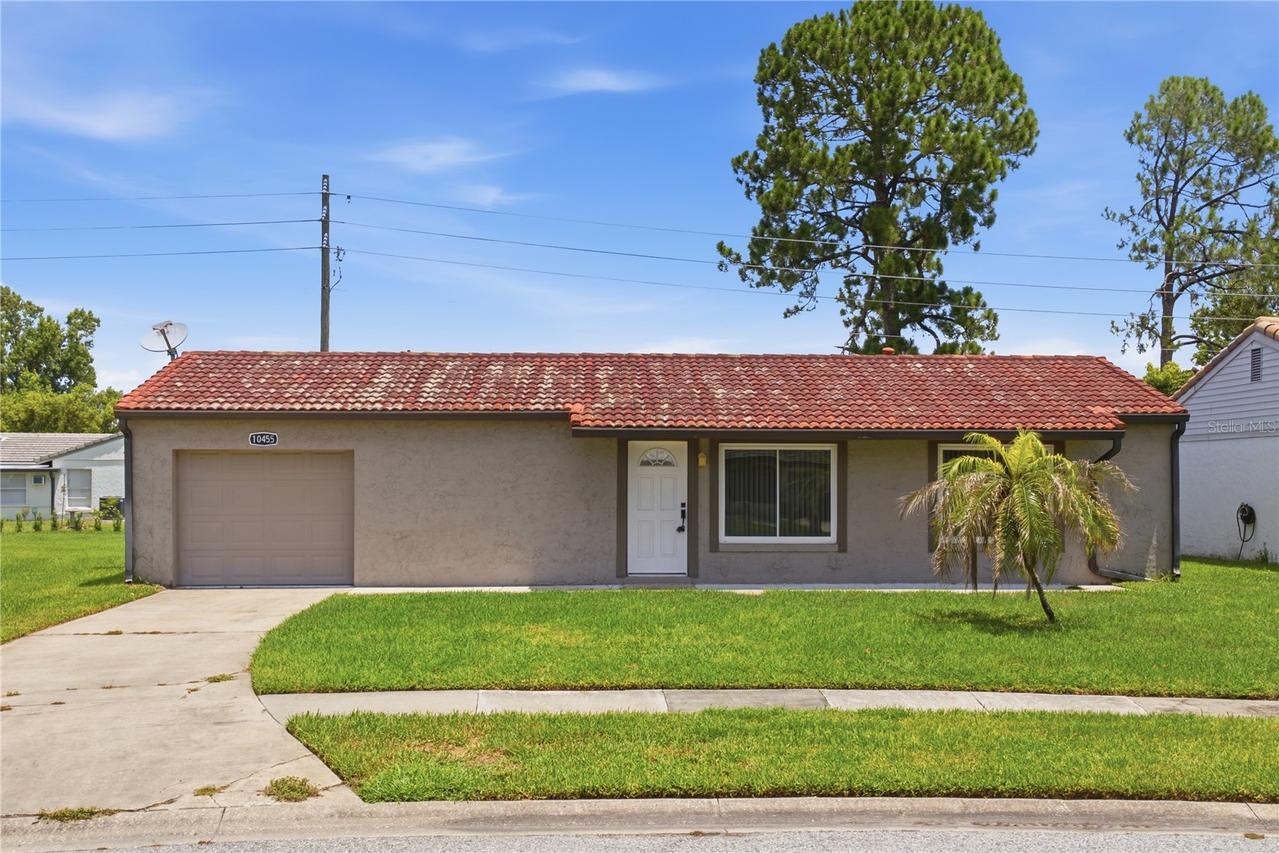 10455 Manassas Cir., Orlando, FL 32821