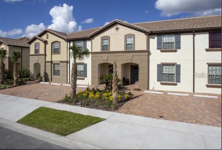 8875 Geneve Ct, Kissimmee, FL 34747