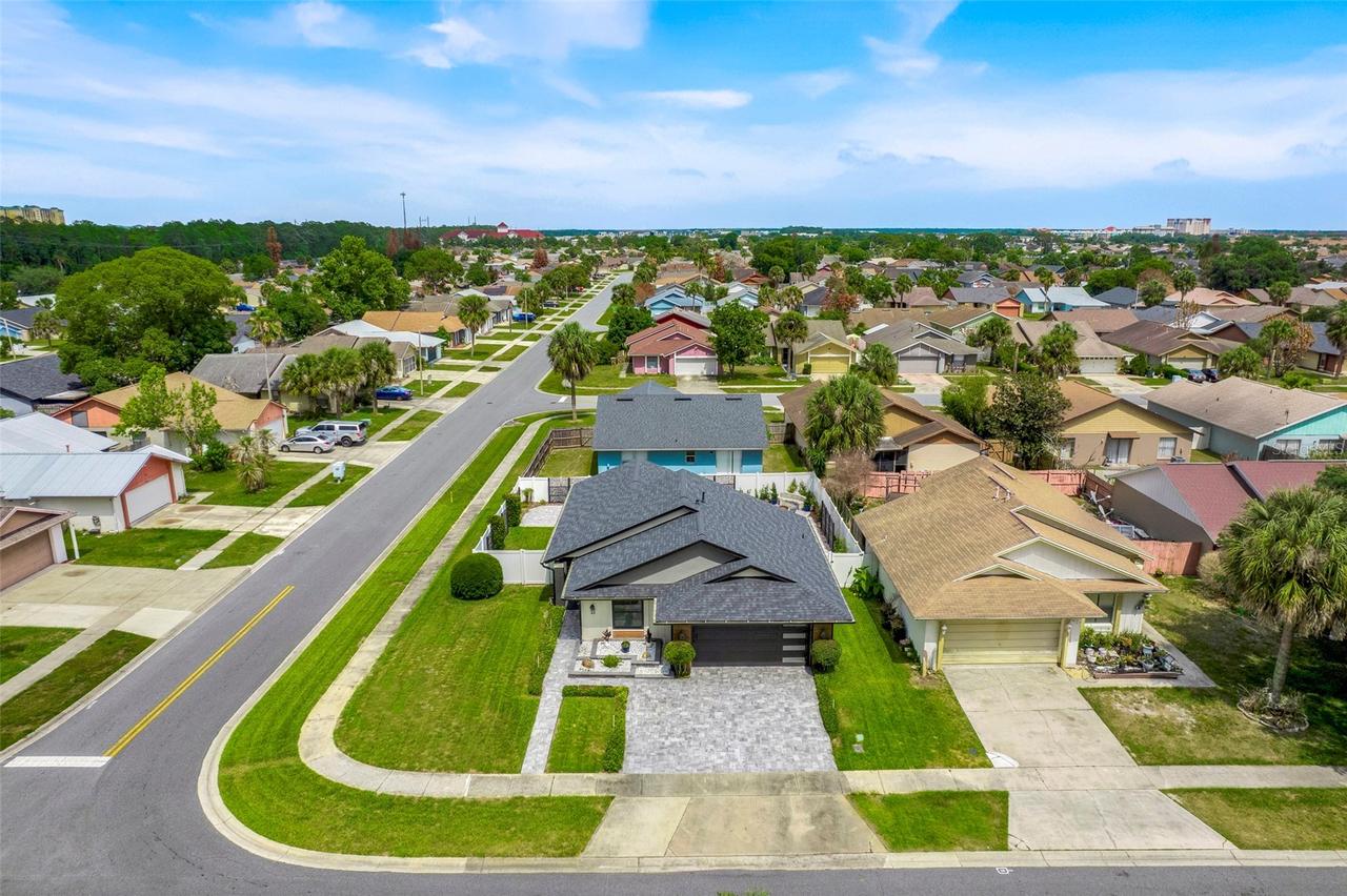 3233 Owassa Ct., Kissimmee, FL 34746