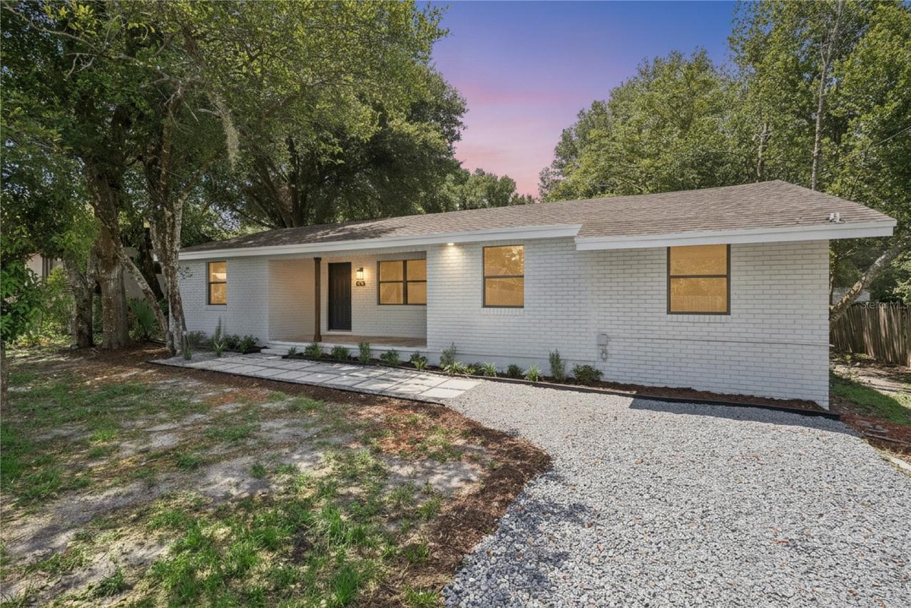 137 Lucerne Dr., Debary, FL 32713
