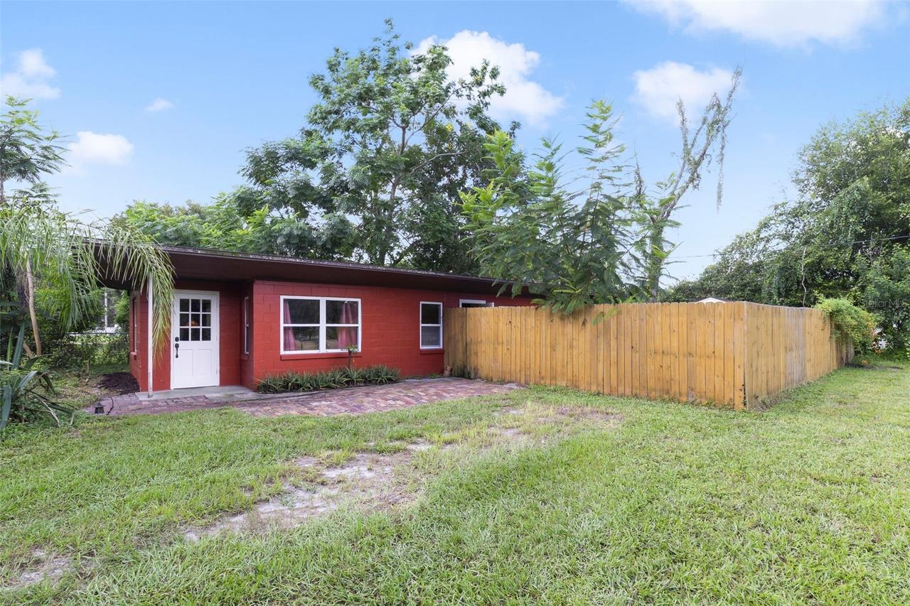 4690 Roush Ave., Orlando, FL 32803