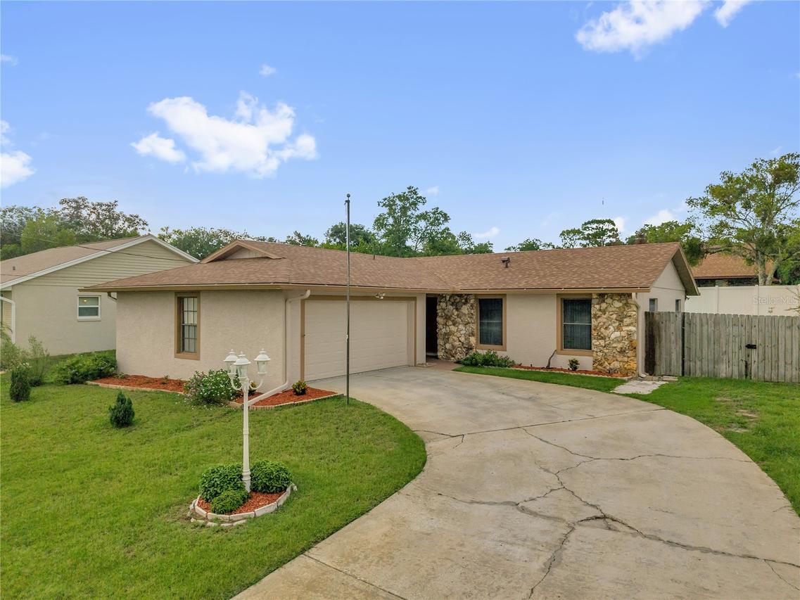 46 Lantana Dr., Debary, FL 32713