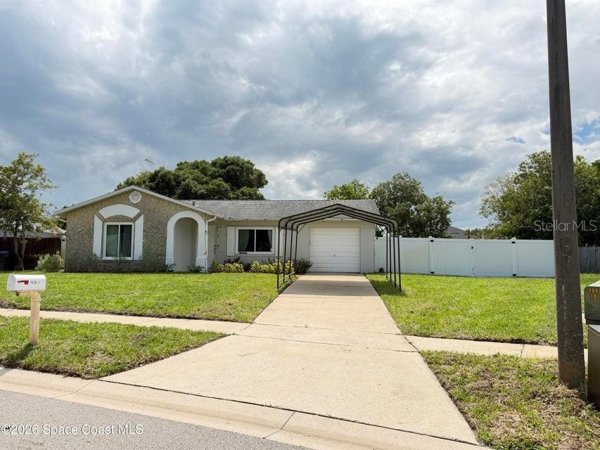 1578 W Powder Horn Rd., Titusville, FL 32796