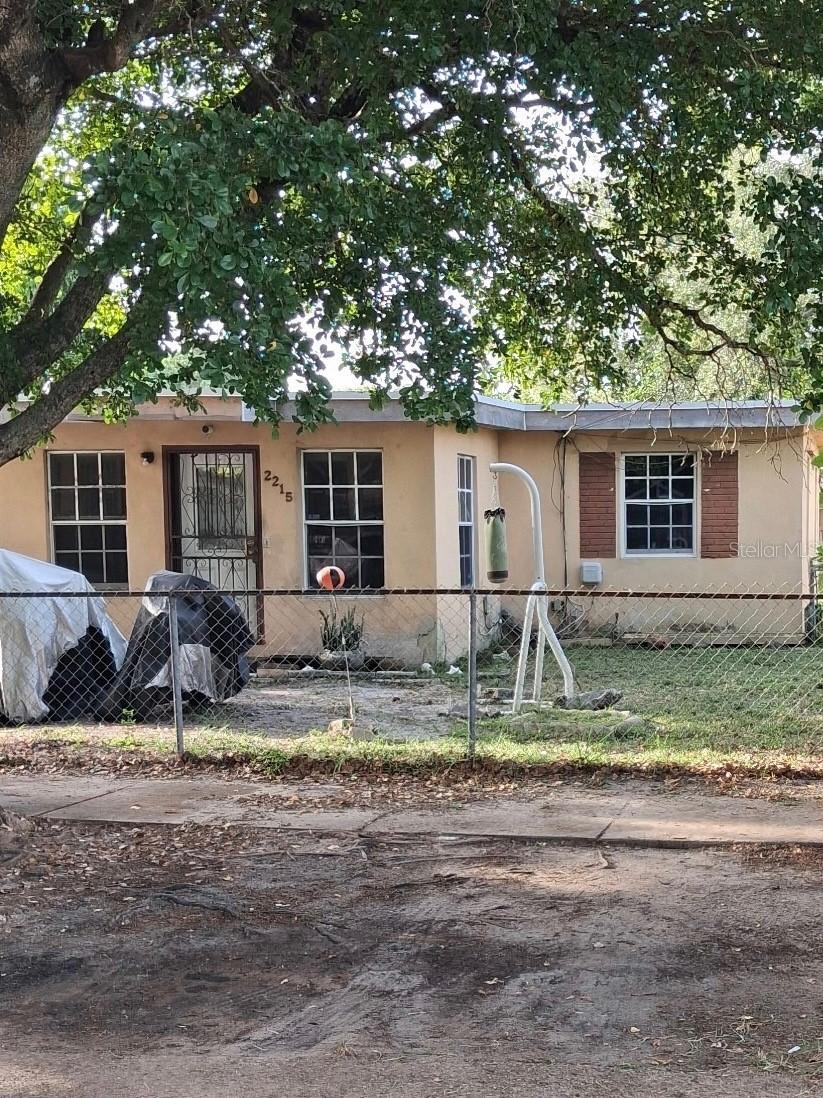 2215 NW 98th St., Miami, FL 33147