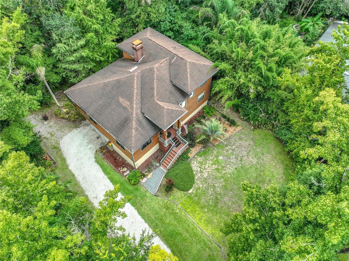 32519 Okaloosa Tr., Sorrento, FL 32776