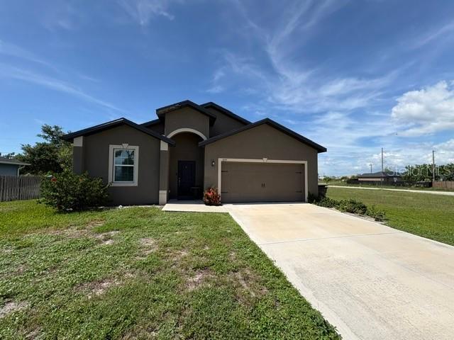 2119 NW 23rd Ter., Cape Coral, FL 33993