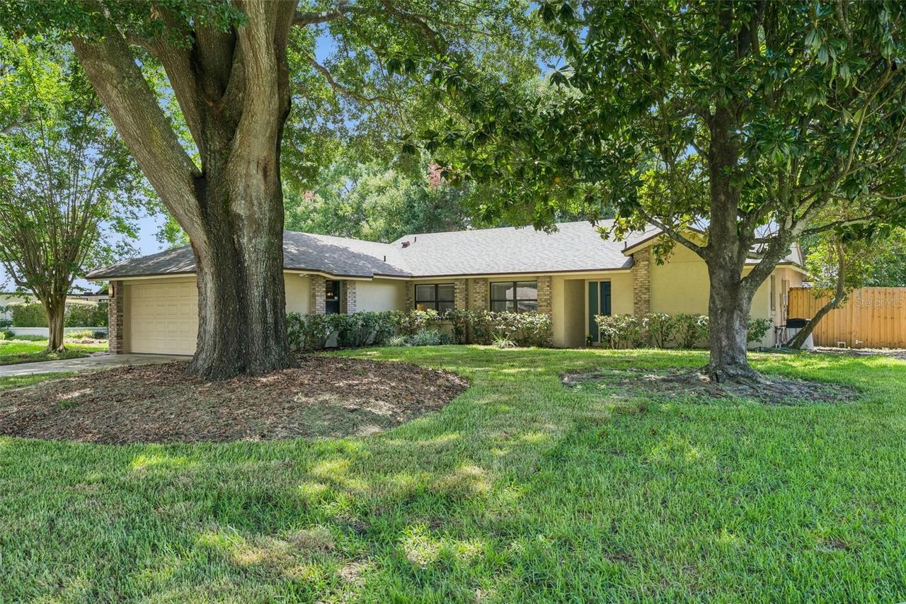 9433 Palm Tree Dr., Windermere, FL 34786