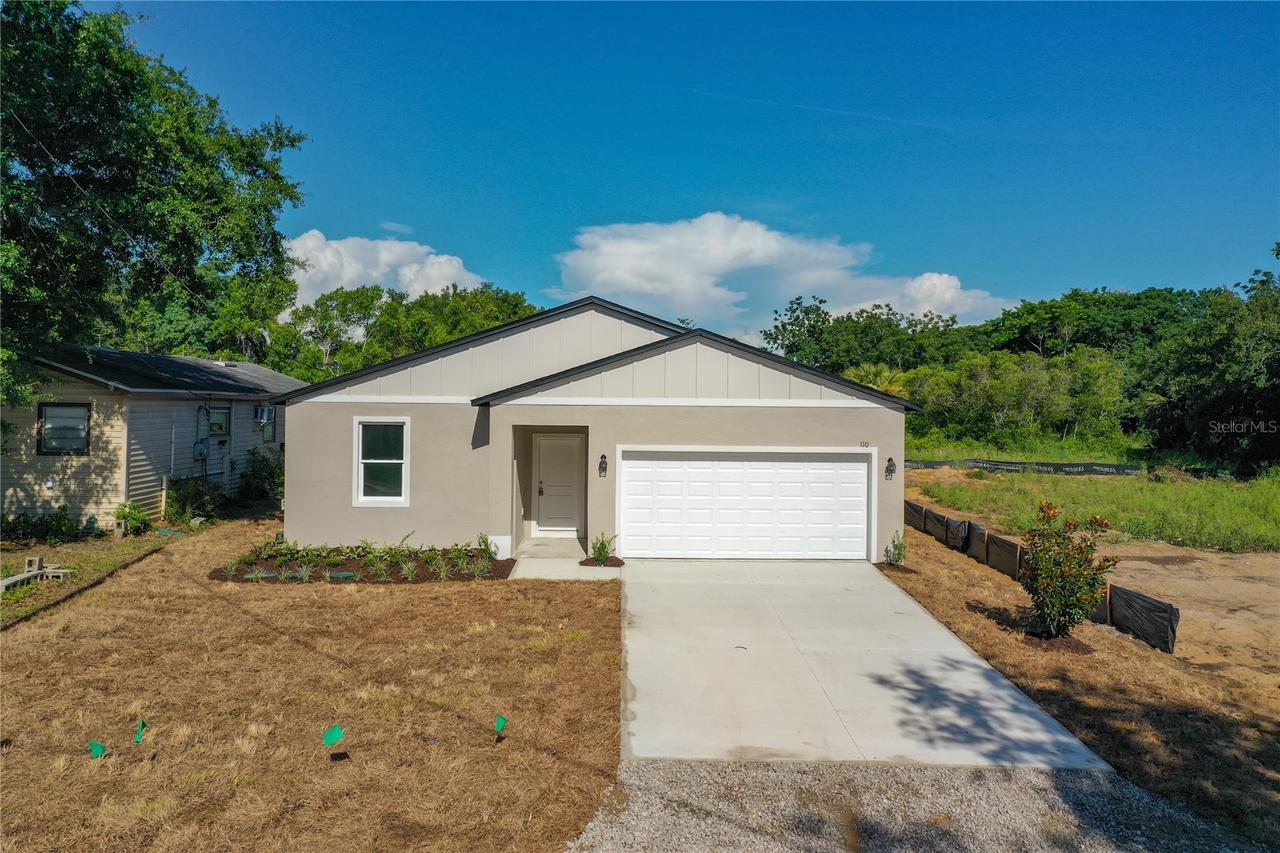 110 Fruitwood Ave., Eustis, FL 32726