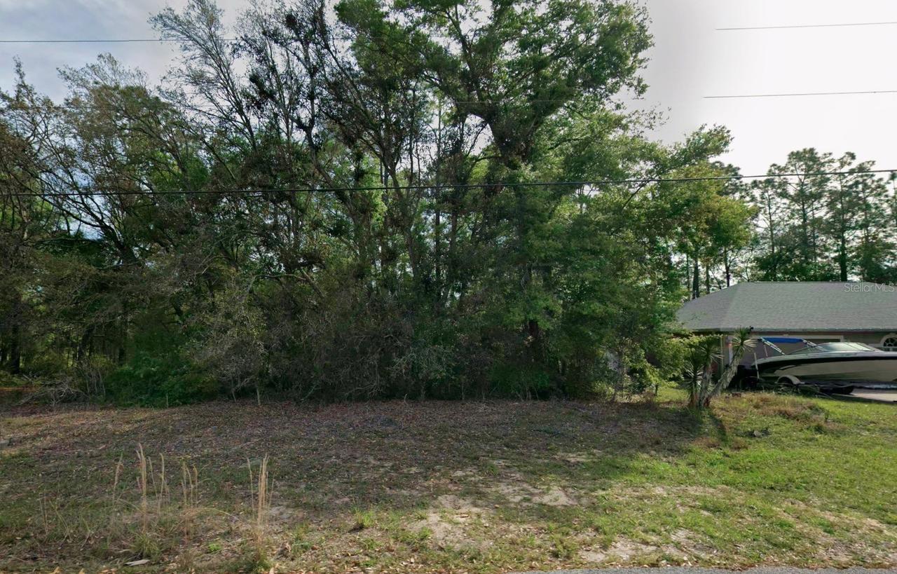 7409 N Ireland Dr., Citrus Springs, FL 34434