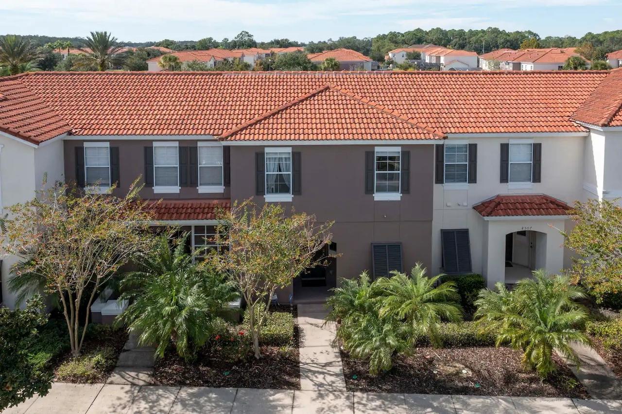 4505 Alberto Cir., Kissimmee, FL 34746