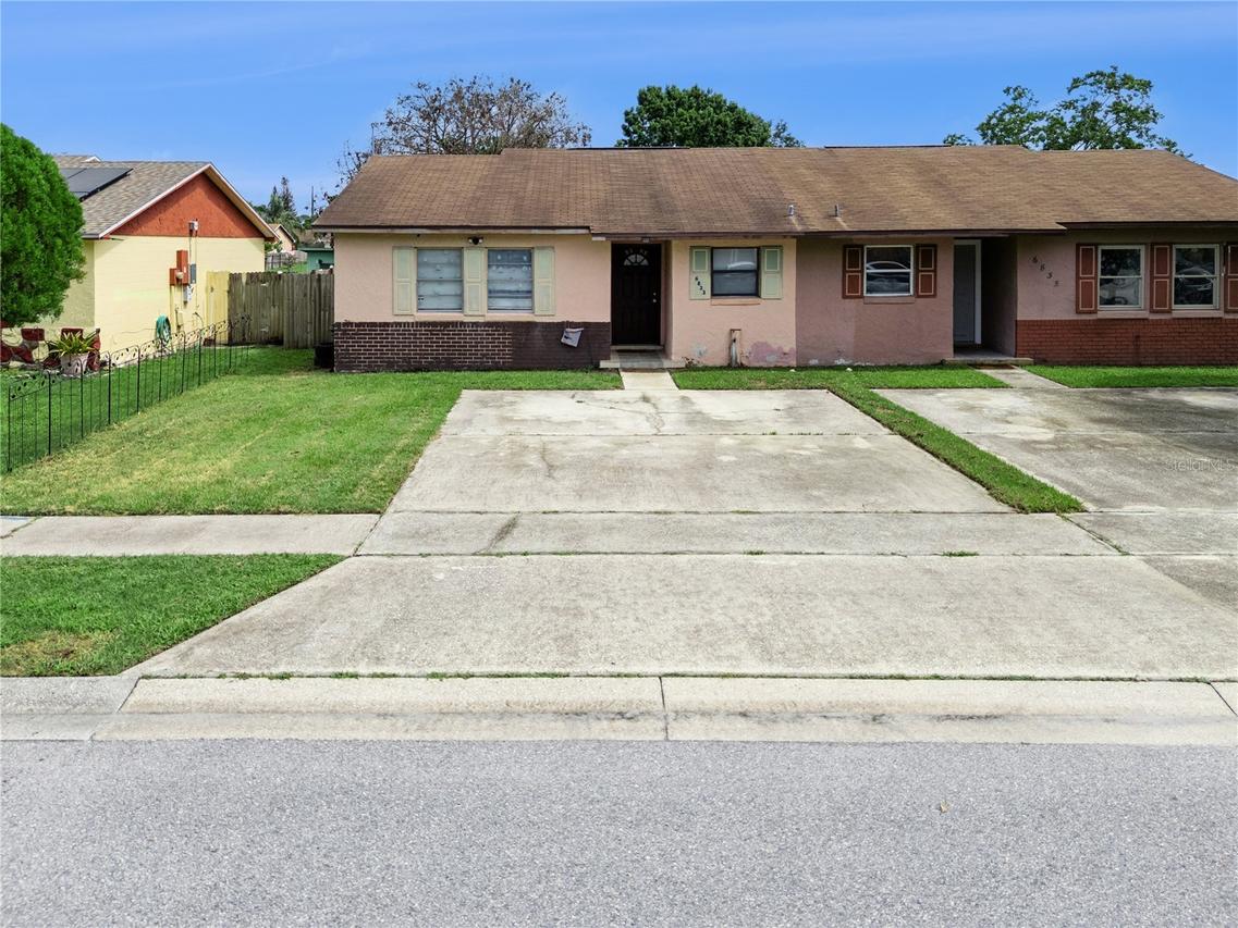 6833 Longmeade Ln., Orlando, FL 32822