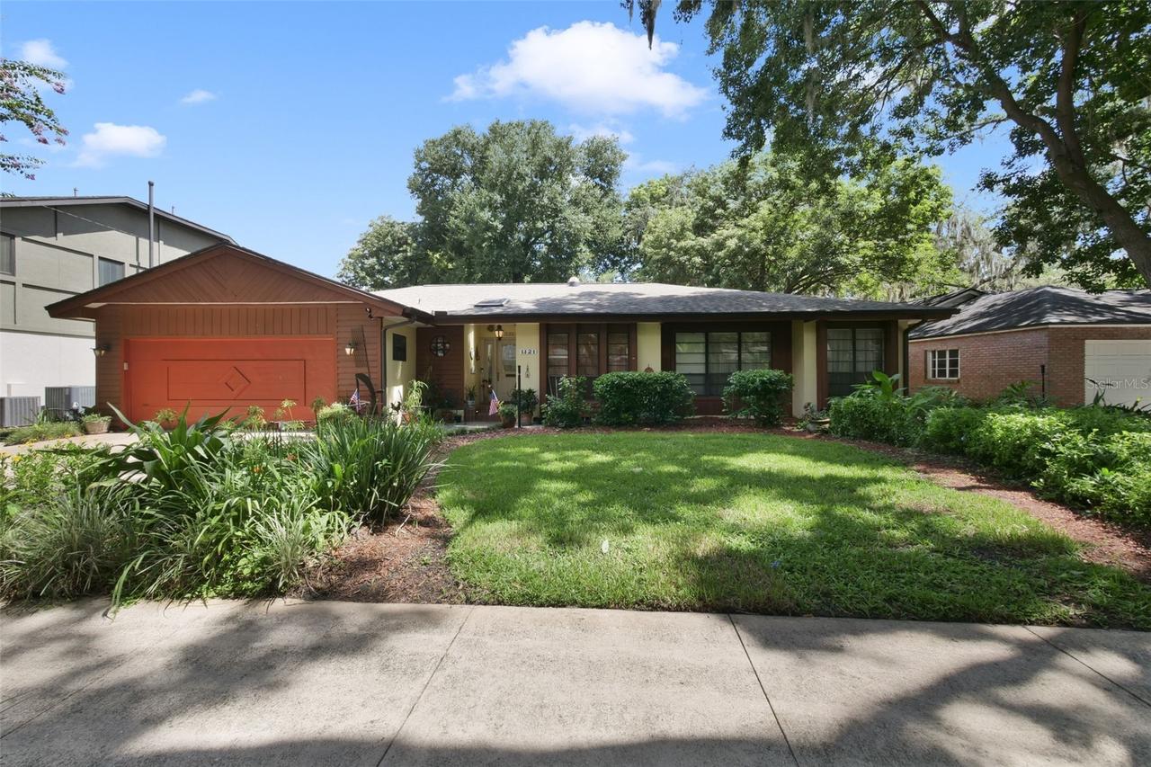 1121 Shorewood Dr., Orlando, FL 32806