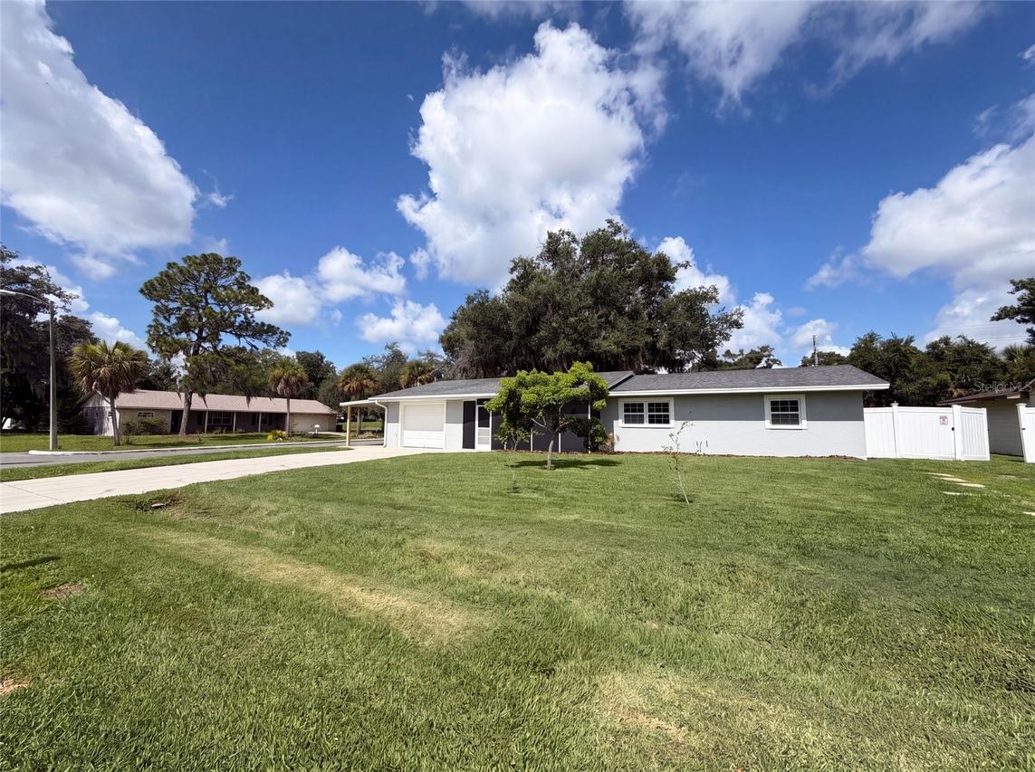 1823 Lori Ln., Lakeland, FL 33801