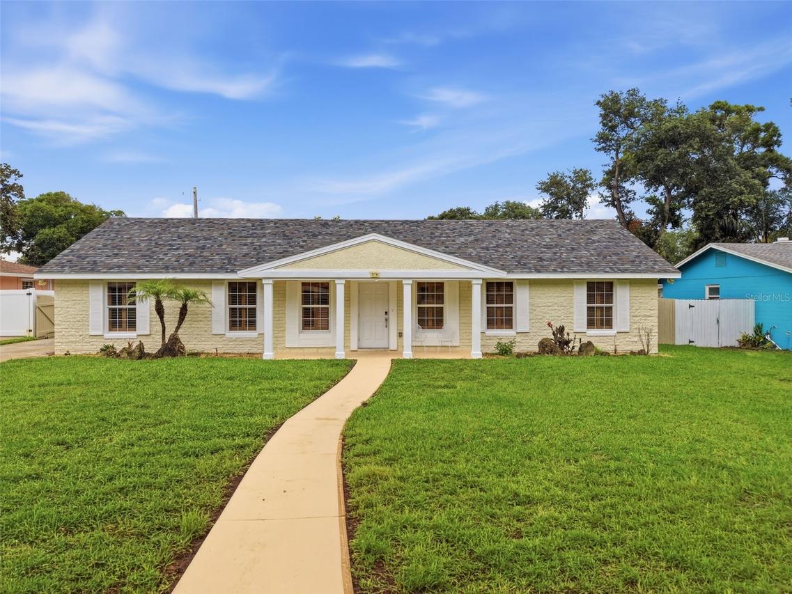59 Crestwood Cir., Ormond Beach, FL 32174