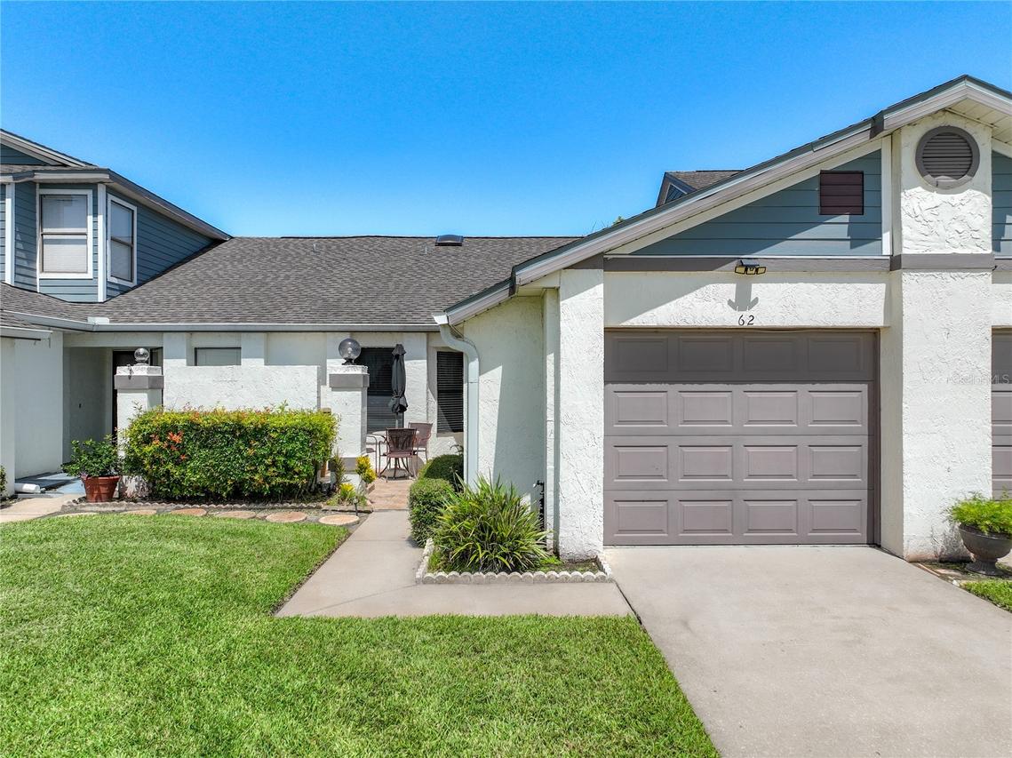62 Lakepointe Cir., Kissimmee, FL 34743