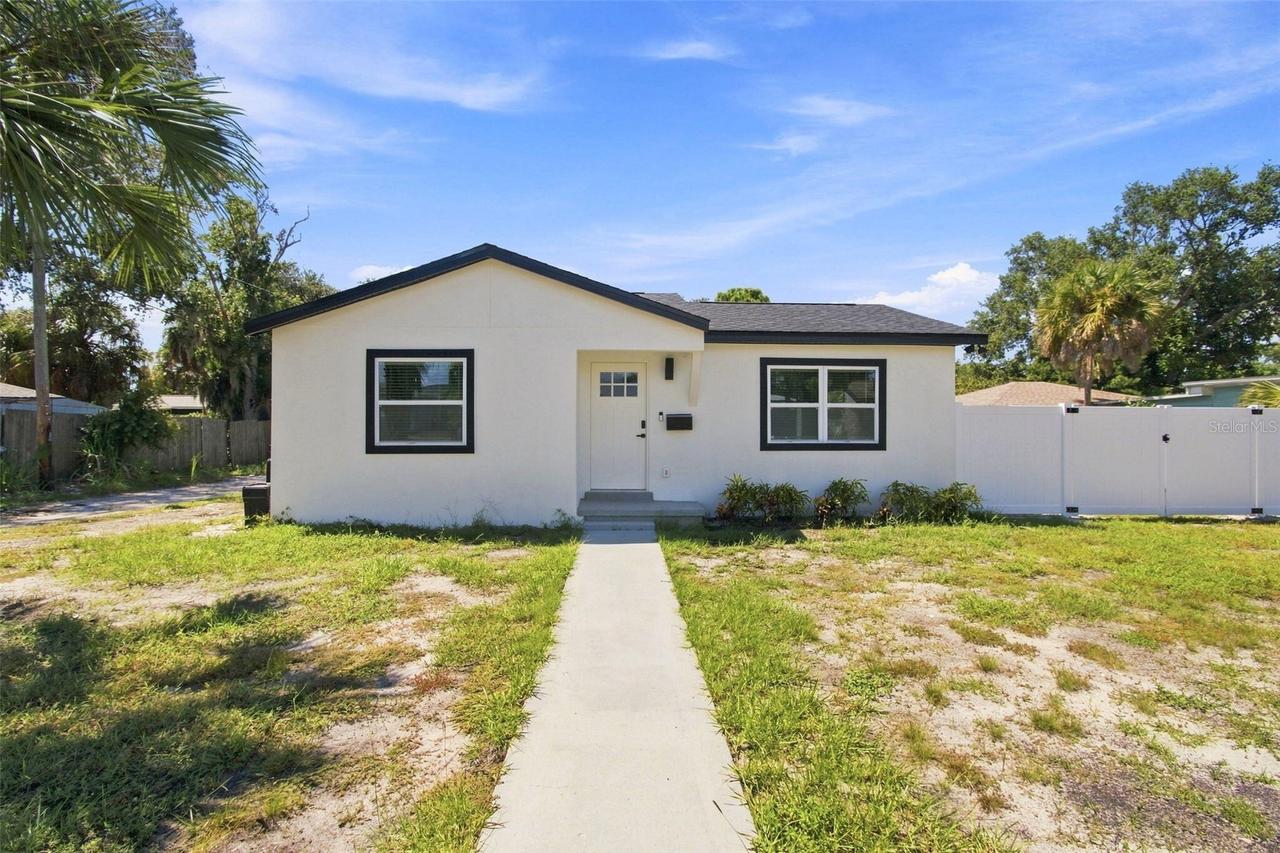 4125 Grove, St Petersburg, FL 33705