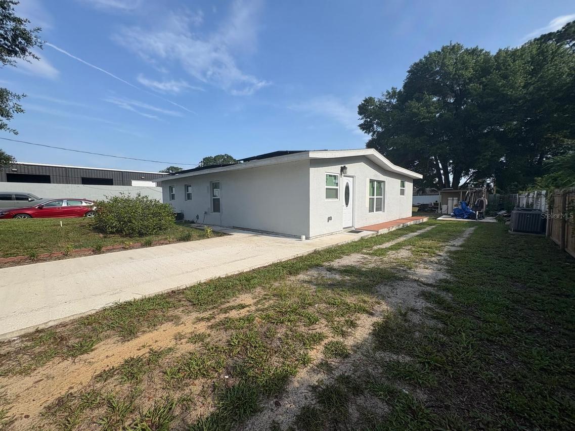 10521 Mary Lou Dr., Orlando, FL 32825