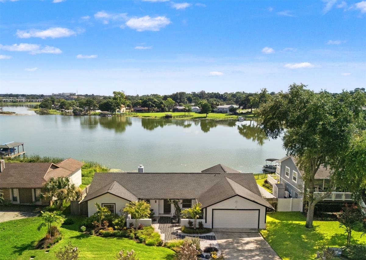 415 Barclay Ave., Altamonte Springs, FL 32701