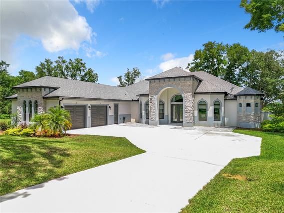 New Homes with In-ground Swimming Pools That Attend Lake Minneola High: July 5th to July 11th