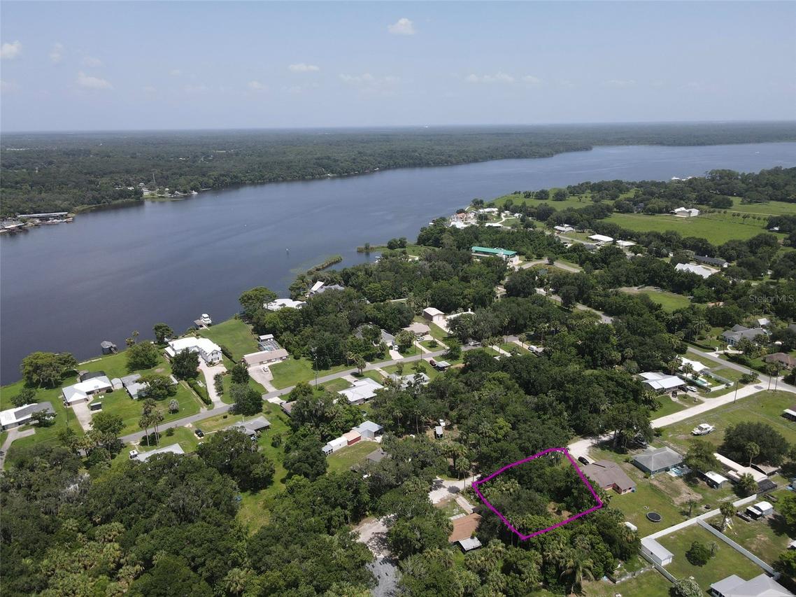 1622 Palm St., Deland, FL 32720