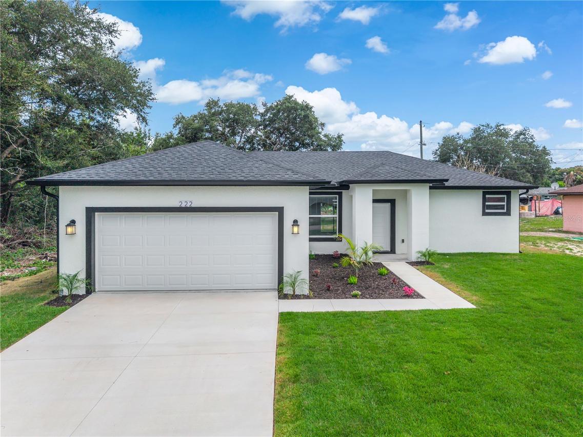 222 Florida Ave., Dundee, FL 33838