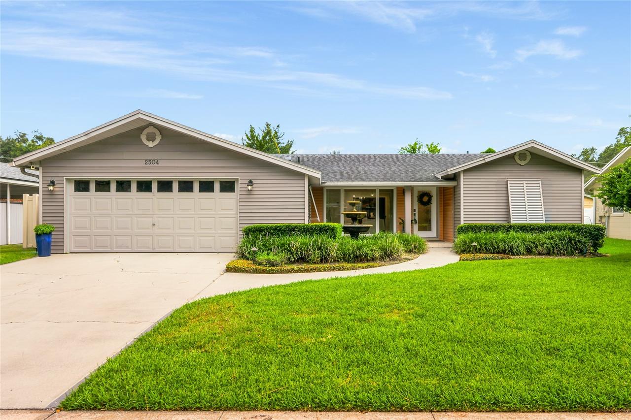 2504 Forfarshire Dr., Winter Park, FL 32792